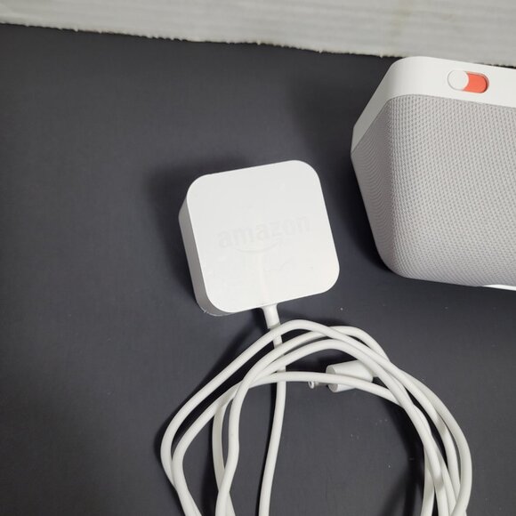 Amazon Echo 1st Generation with Alexa & Camera H23K37 Show 5 Tested & Working - Picture 5 of 16